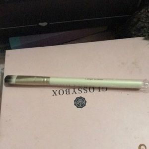 Beau Gachis Large Shader Brush New/Never used